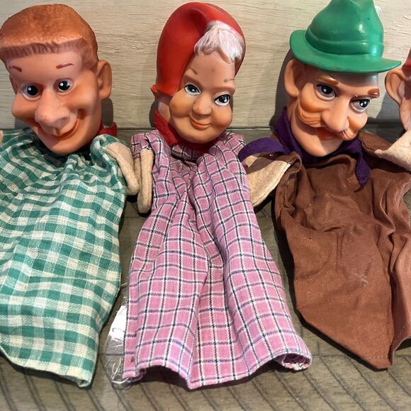 Vintage German rubber head puppets Home puppet theater 1950s Toy - Picture 3 of 6